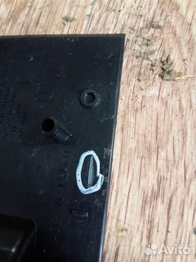 Кнопка стеклоподъемника Ford Explorer 4