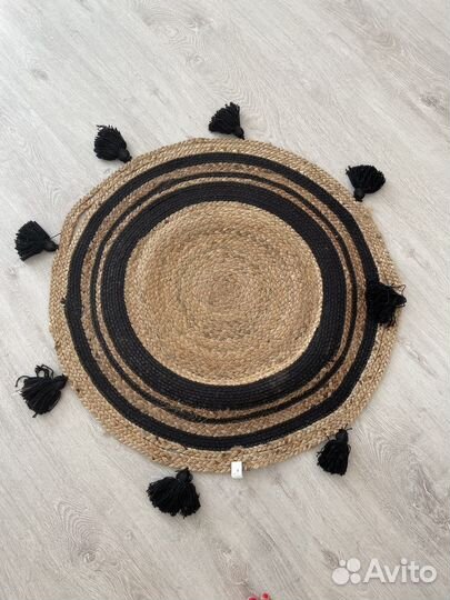 Коврик из джута