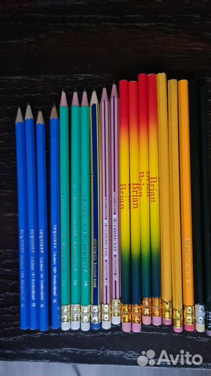 Скрепки, стерлеры, дырокол, клей, корректоры и др