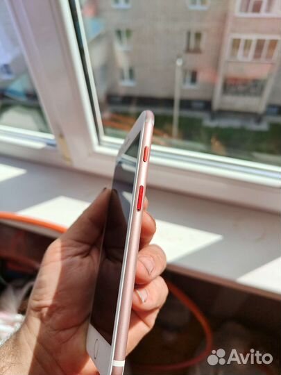 Телефон iPhone 7 plus