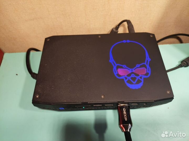 Компьютер мини-пк Intel Nuc