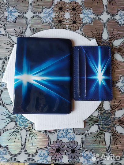 Глянцевая обложка для паспорта и гартхолдер