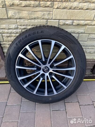 Triangle EffeXSport TH202 215/55 R17 98Y
