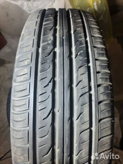 Dunlop Grandtrek PT3 215/65 R16