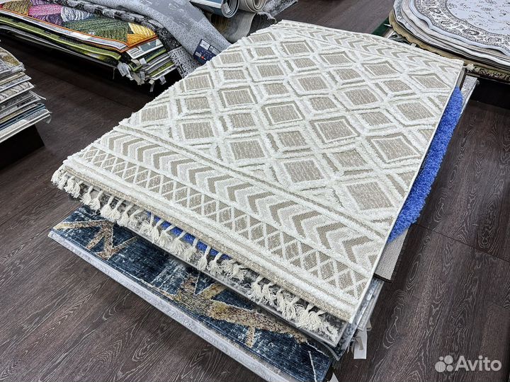 Ковер 1.2х1.8 новый, Турция