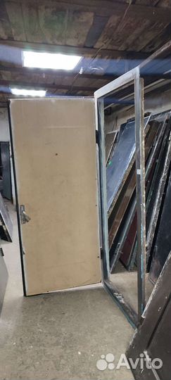 Дверь железный