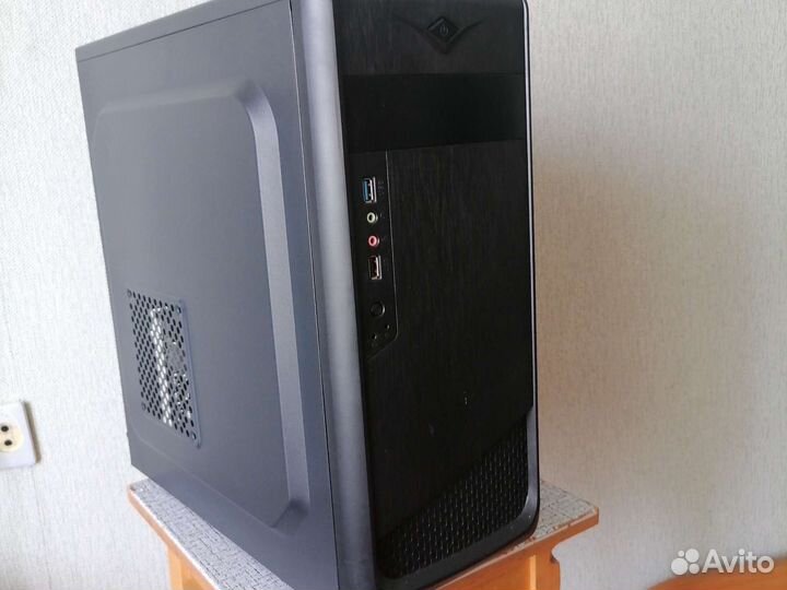 Пк в сборе, 6ядер,ssd, R7 2gb ddr5, 8gb ram