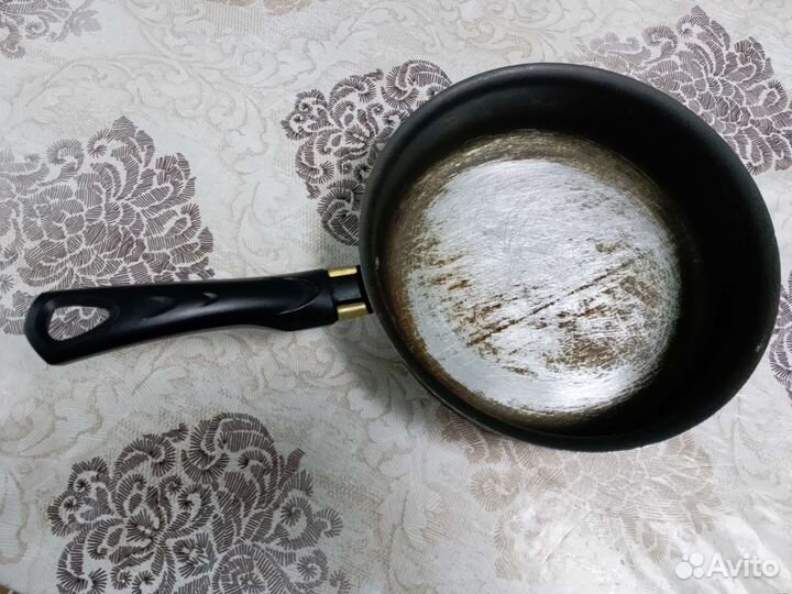 Сковорода с крышкой