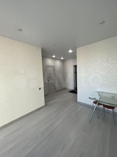 2-к. квартира, 46 м², 8/10 эт.