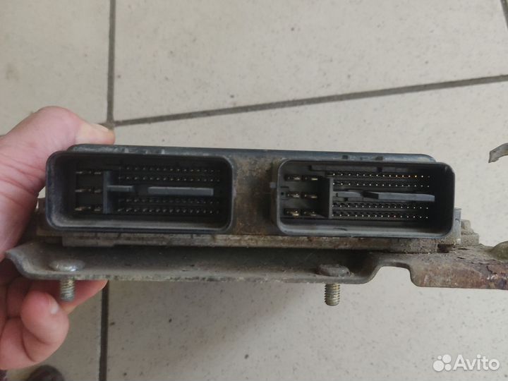 Эбу двигателя Mitsubishi Colt 6