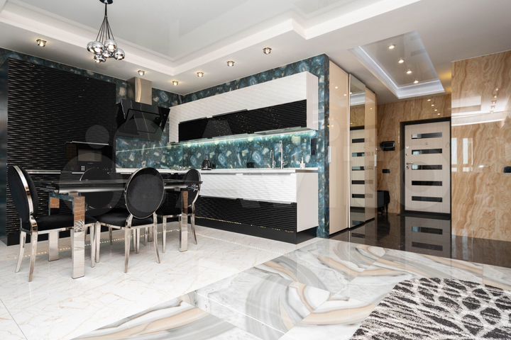 3-к. квартира, 69,8 м², 17/18 эт.