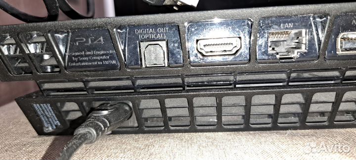 Sony playstation 4 бу вместе с играми
