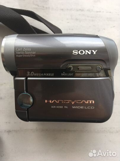 Видеокамера Sony DCR-HC90E с объективом Carl Zeiss