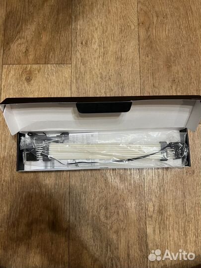 Кабель Lian Li Strimer Plus argb 8-pin