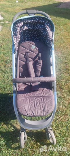 Прогулочная коляскa