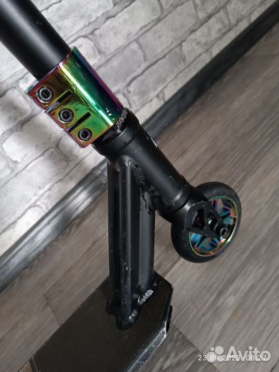 Трюковой самокат tech team