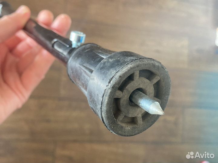 Котсыль с ручкой под локоть