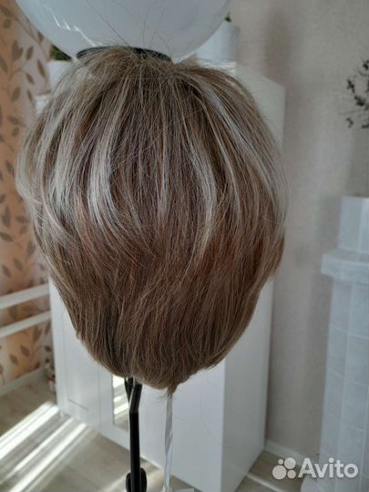 Парик новый