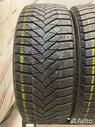 Triangle IceLink Trin PS01 215/55 R17 98T