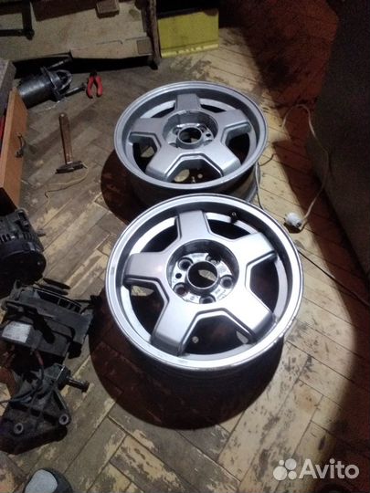 Диски 2шт.для Вольво 740, 940