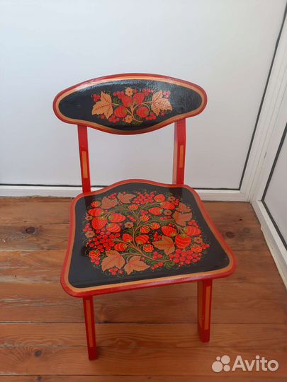 Стульчик детский деревянный