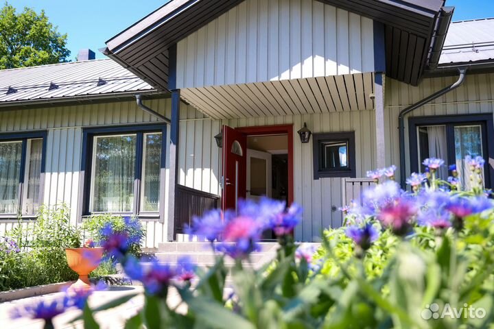 Сиделка для пожилого человека, пансионат