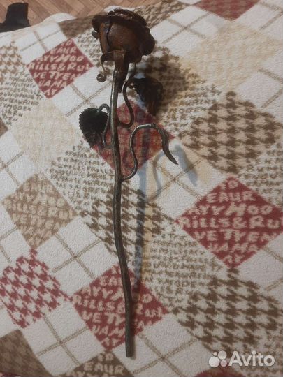 Кованая роза