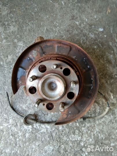 Кулак задний Хендай Элантра 4