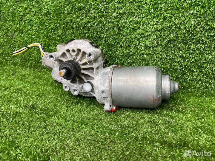 Моторчик трапеции дворников (стеклоочистителя)