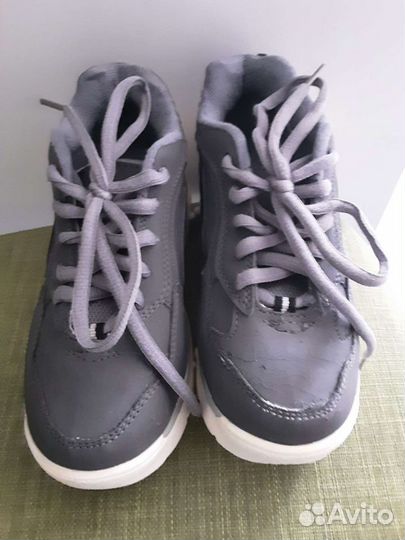 Роликовые кроссовки