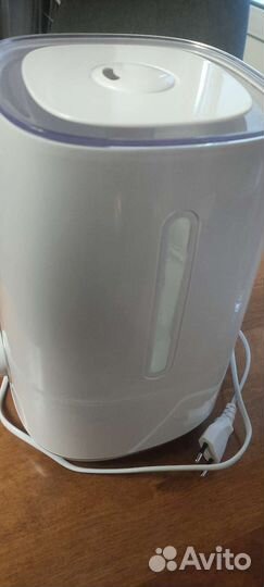 Увлажнитель Hyundai