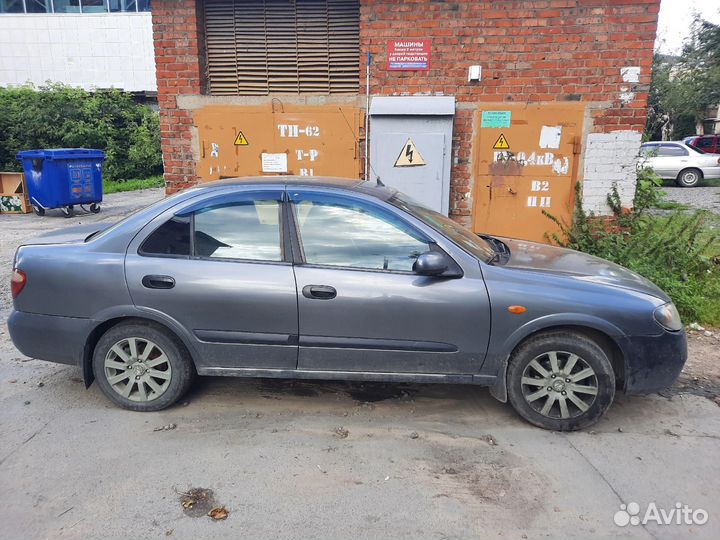 Nissan Almera 1.5 МТ, 2004, 274 000 км