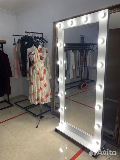 Зеркало с лампочками 182/80 на подставке