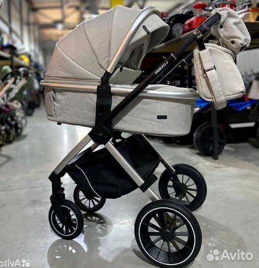 Коляска Luxmom 750 