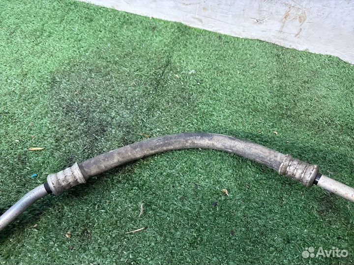 Трубка кондиционера короткая Mazda 3 хетчбек Z6