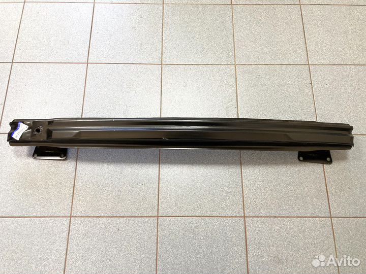 Усилитель заднего бампера VW Passat B7 / CC