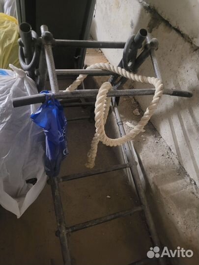 Турник с лестницей