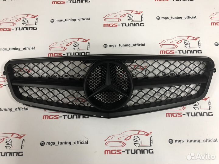 Решетка Mercedes в стиле С63 W204 чр. мат 1 полоса