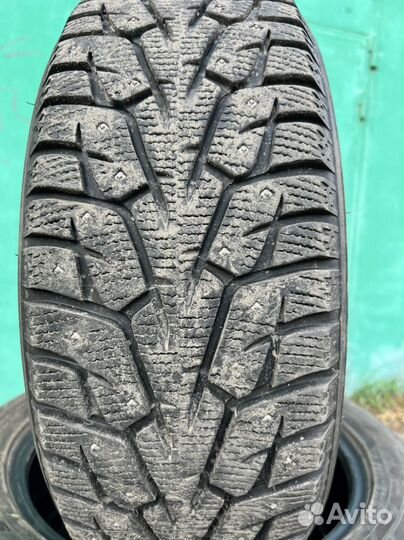 Yokohama Ice Guard Stud IG55 215/55 R17