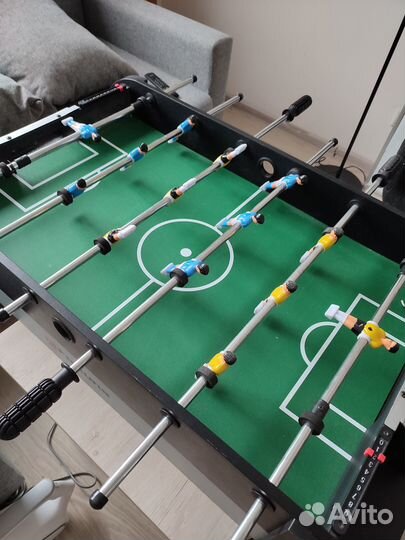 Настольный футбол(кикер)