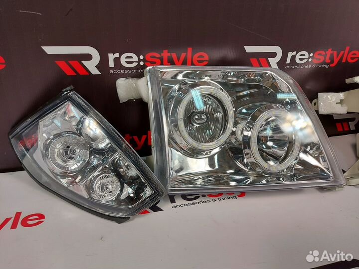 Фары Toyota Land Cruiser Prado 95 LED Светлые