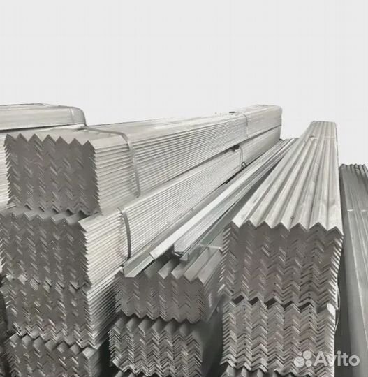 Уголок стальной