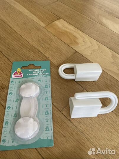 Блокиратор дверей и заглушки для розеток