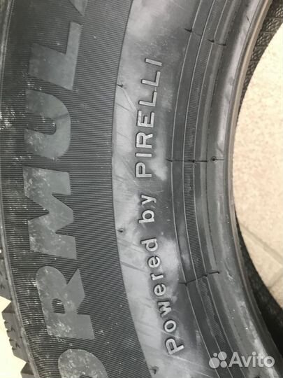 Pirelli Formula Ice 215/65 R16 98T