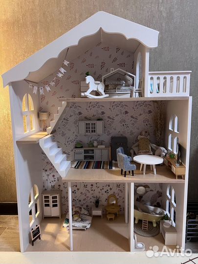 Кукольный дом новый