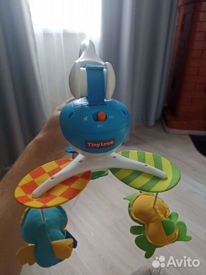 Мобиль на кроватку tiny love