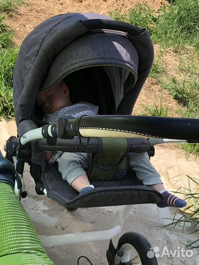 Коляска 2 в 1 Babyton Dizzy Green