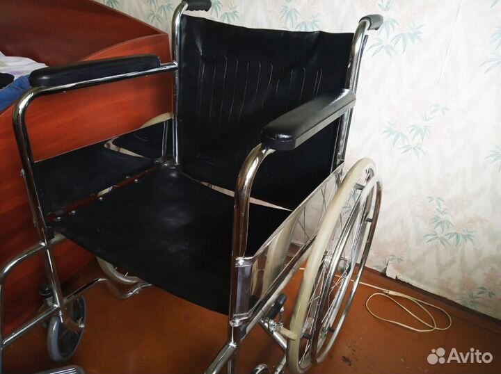 Кресло-коляска инвалидная 1618С0303S