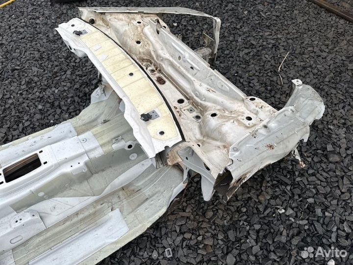 Передняя часть кузова Лонжероны Audi A6 C6 Quattro