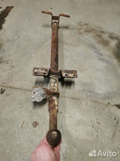 Фаркоп на ваз 2107- 2105